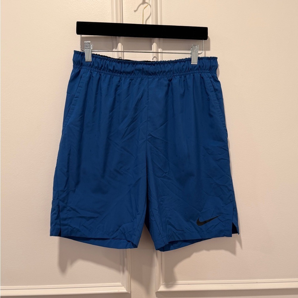 Nike Dri-FIT Blue Athletic Shorts Size M Men's Training Gym Workout‎ Shorts